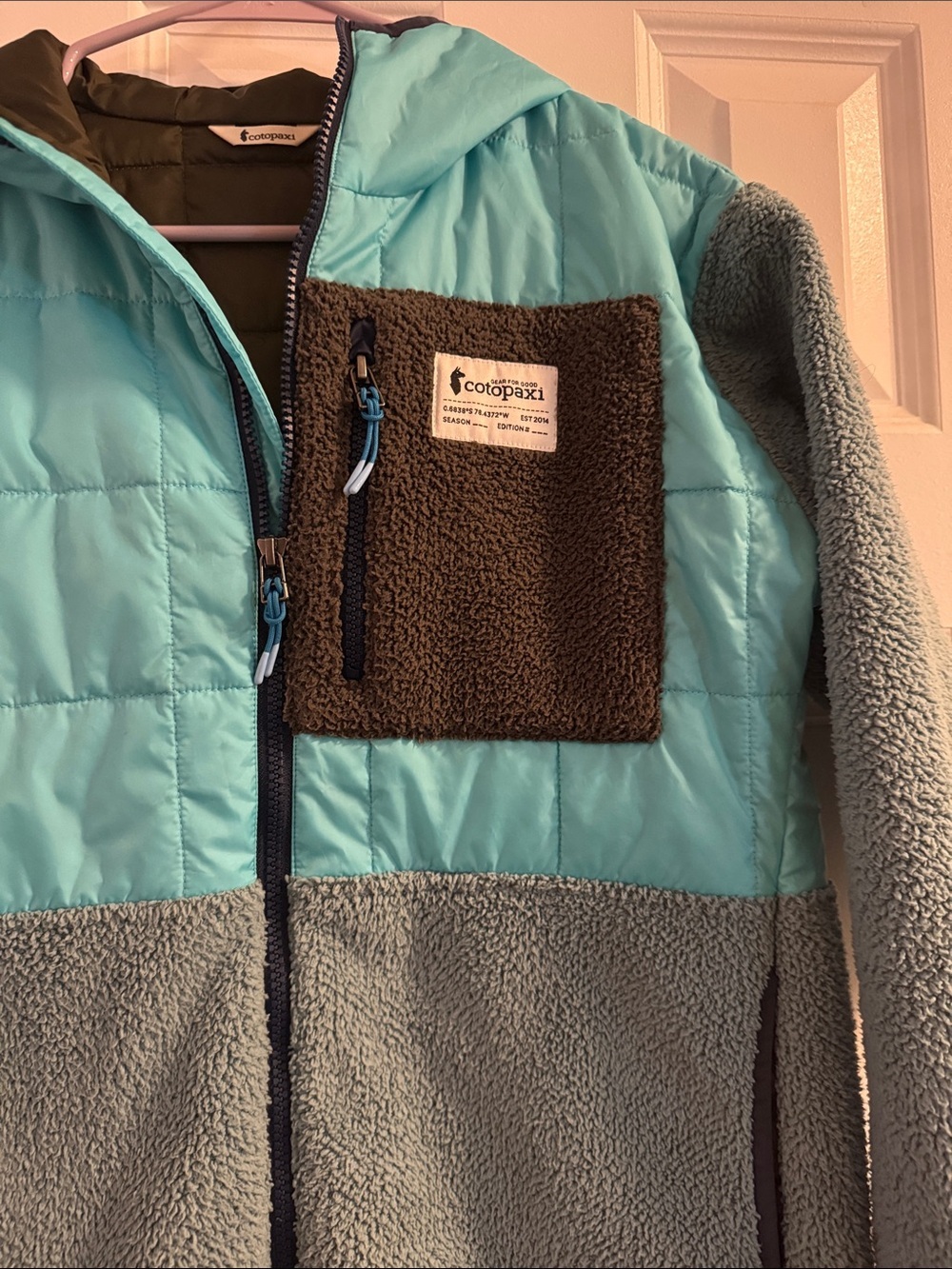 cotopaxi Two-Tone Teal & Aqua Teddy Jacket - Picture 3 of 7